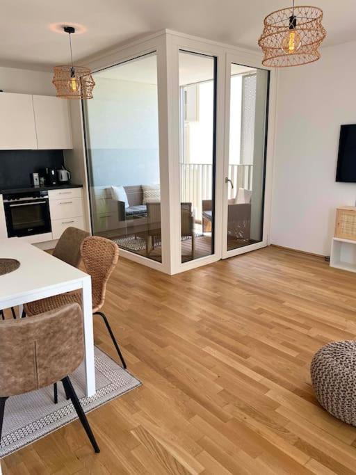 Donaublick Oasis: Stylische Wohnung 维也纳 外观 照片